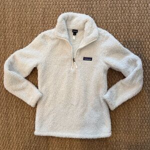 Patagonia 1/4 Zip Women’s Pullover. Size XS. Excellent condition.